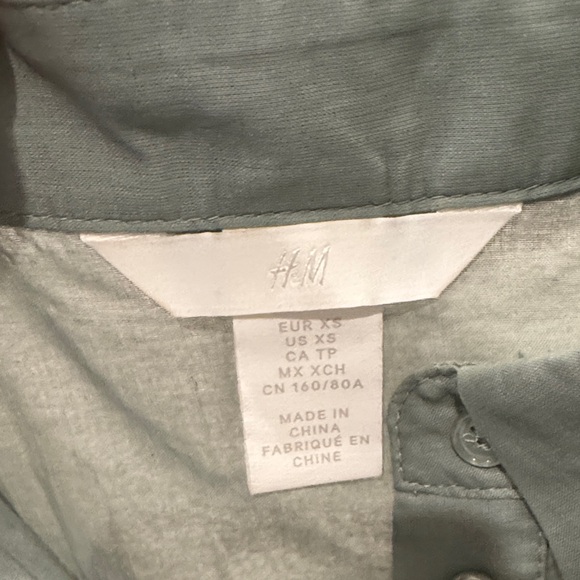 H&M Soft Green Sheer Tunic - Picture 2 of 4